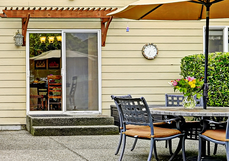 Bay Windows And Bow Windows